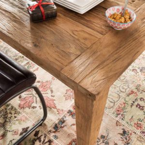Bürsten - Oberflächenbehandlung bei Holz - erklärt im Wohnen-shop.at Lexikon online