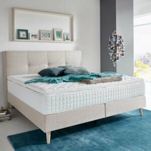 Boxspringbetten sind z. B. Bettgestelle, die ohne Lattenrost auskommen