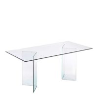 Transparenter Esstisch komplett aus Glas gefertigt.
