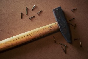 Der Hammer ist ein Handwerkzeug, welches in keinem Haushalt fehlen sollte.
