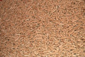 Holzpellets zur Wärmeerzeugung in der Wohnung Holzpellets für das Heizen mit einem Pelletofen oder einer Pelletheizung