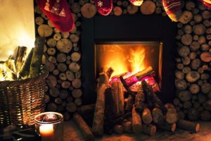 Stimmung und Wärme in der Wohnung - Kamin