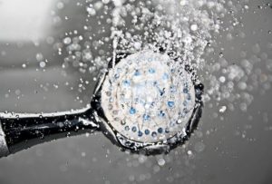 Weniger Warmwasser verbrauchen - Heizkosten einsparen