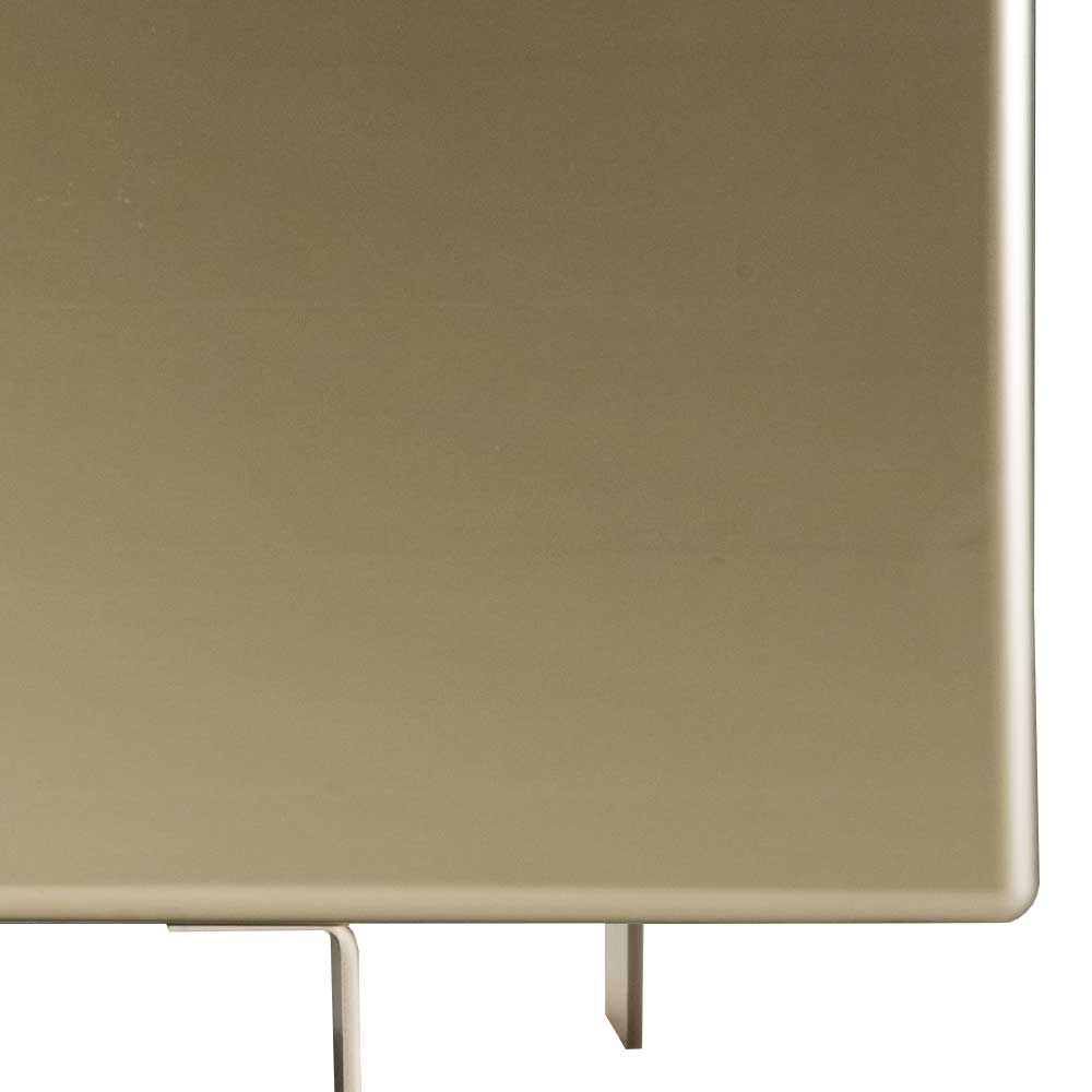 Goldene Kommode mit schlankem Metallgestell und Standfuß Detail – Vin