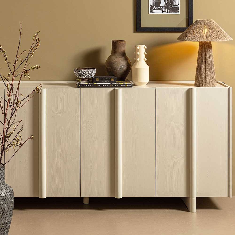 Modernes 4-türiges Sideboard in Hellgrau als stilvolles Wohnzimmermöbel – Glamoure