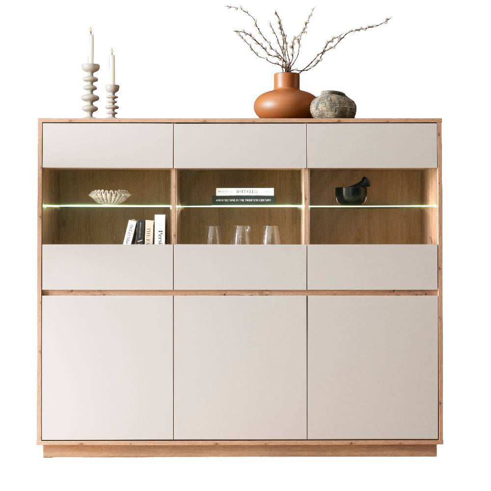 Modernes Highboard Vitrinenschrank in Hellgrau mit Glaseinlegeböden und Beleuchtung – Spain