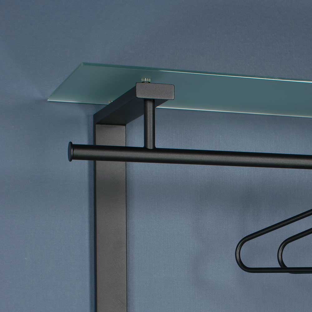 Glas-Hutablage und schwarze Kleiderstange der Wandgarderobe aus Metall für den Eingangsbereich – Justina
