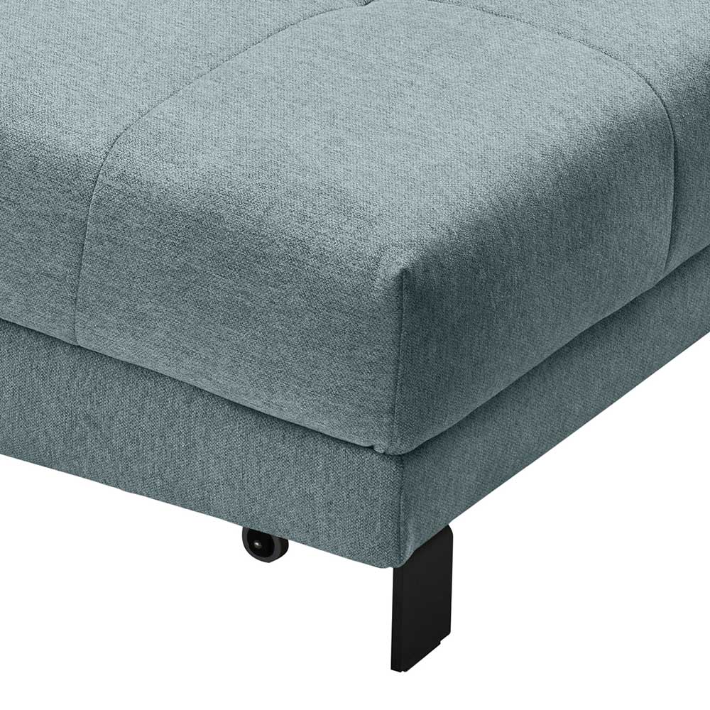 Schwarze Standfüße und Rollen für die einfache Ausziehfunktion der Bettcouch – Enfino