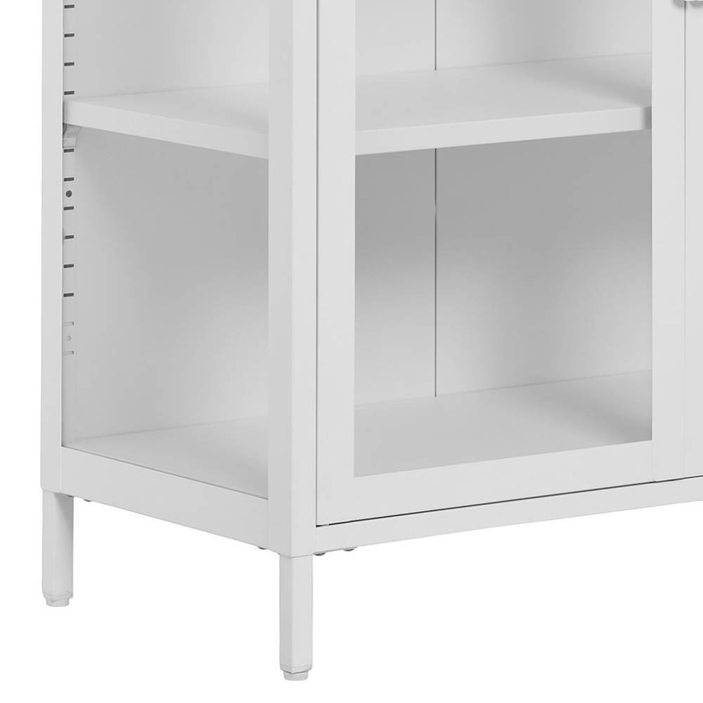 Stabile Standfüße und unteres Fach der weißen Stahlvitrine – Sancrez