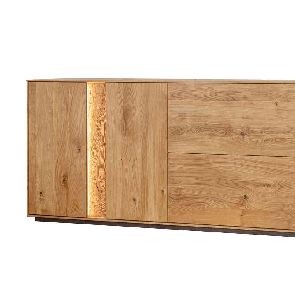 Wildeiche Sideboard mit beleuchteter Nische und zwei Schubladen – Cocondar