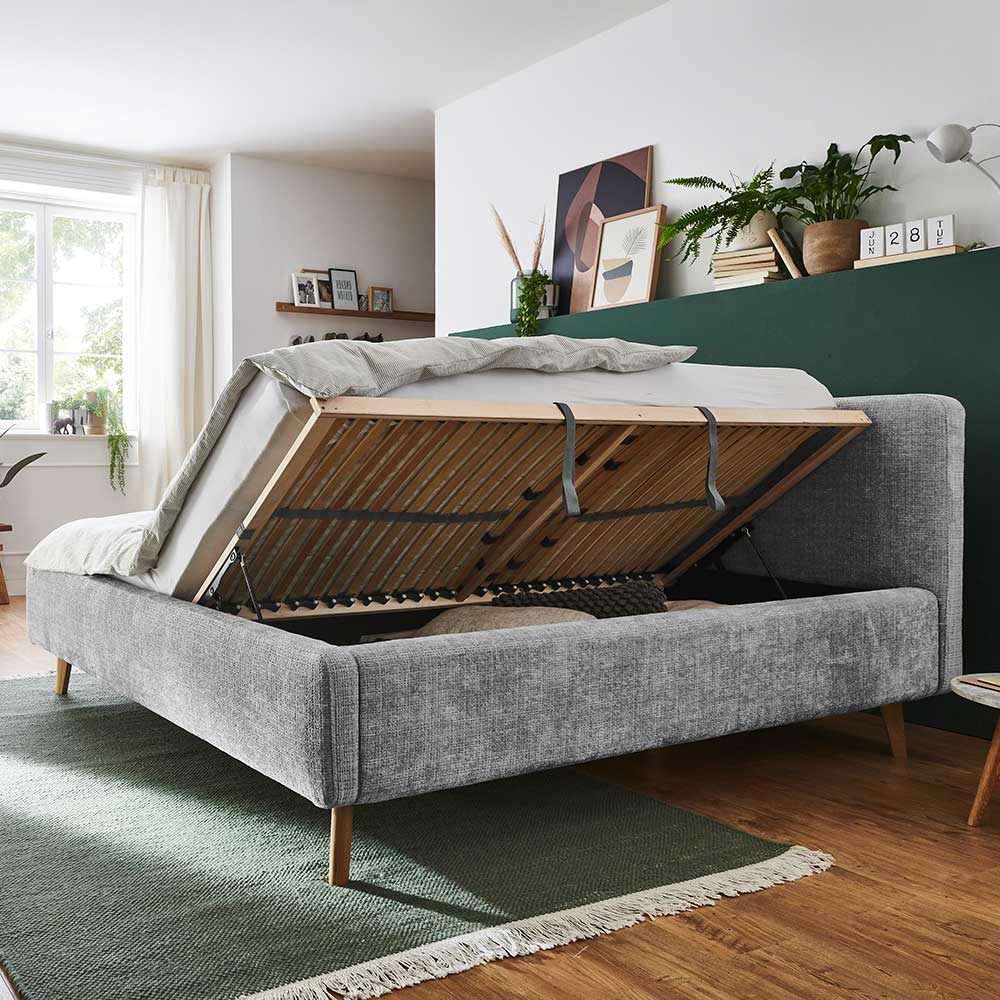 Graues Polsterbett mit Boucle Bezug und Holzfüßen - Endrov