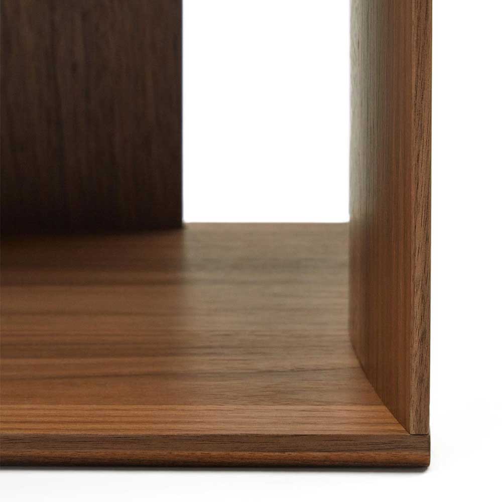 Unterseite des modularen Regals aus Holz in Walnussoptik mit offener Würfelform – Cleoto