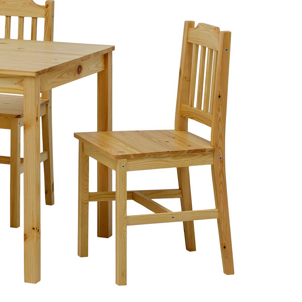 Robuster Holzstuhl aus Kiefernholz mit hoher Rückenlehne für das Esszimmer, detailreich – Sortho