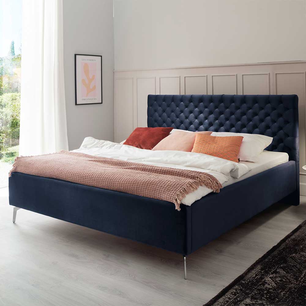 Chesterfield Polsterbett in Dunkelblau Samt - Ninian