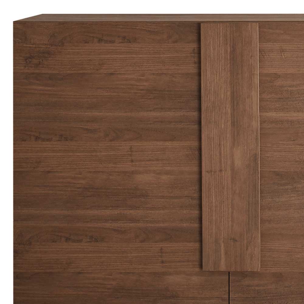 Detaillierte Holzmaserung des Sideboards in Natur Holzoptik mit vertikaler Akzentleiste – Basento