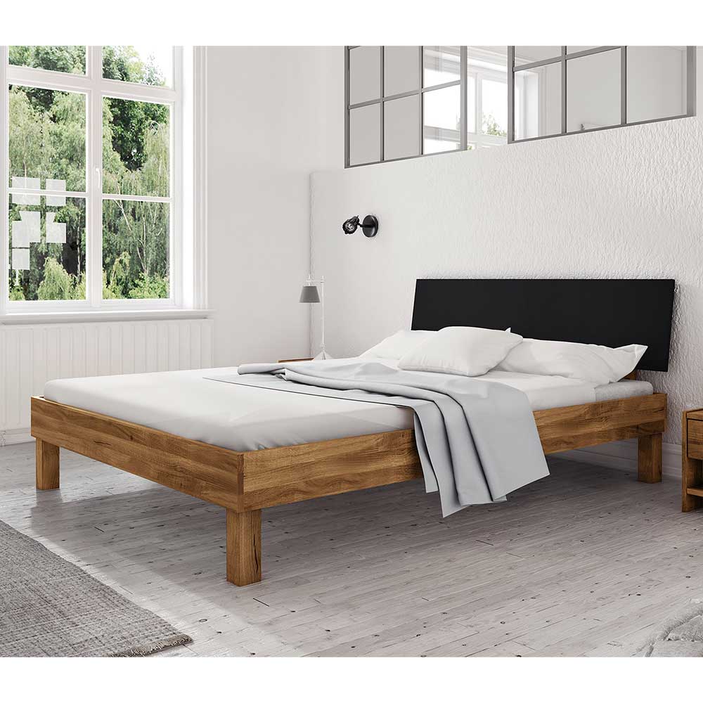 Design Wildeichebett mit schwarzem Kopfteil - Olbysca I