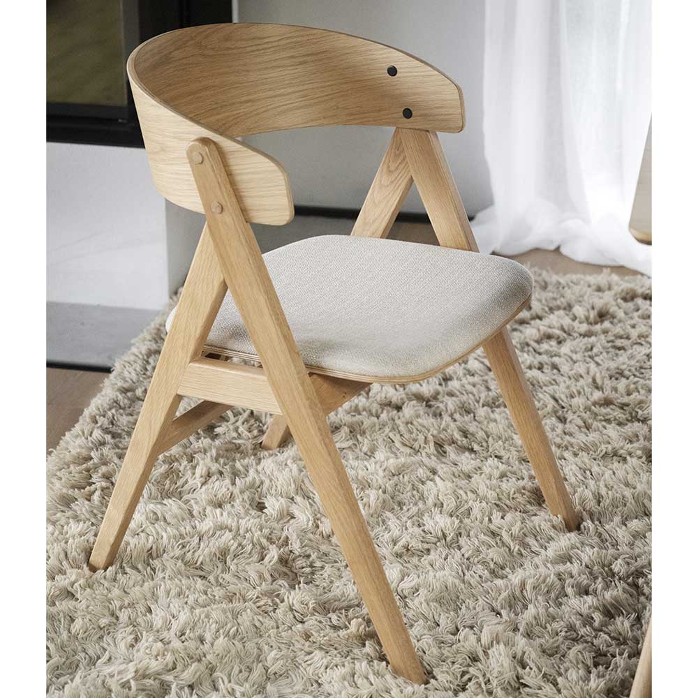 Eleganter Esszimmerstuhl aus hellem Holz mit beigem Sitzpolster für stilvolles Wohnen – Jector