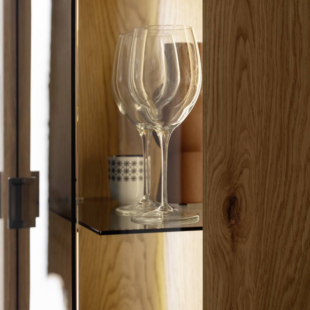 Wohnzimmer Vitrinenschrank in Wildeiche - Dagmy