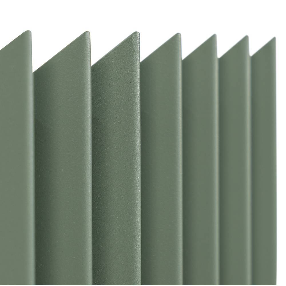 Detailansicht der geriffelten Oberfläche der graugrünen Design-Garderobe aus Stahl – Onlio