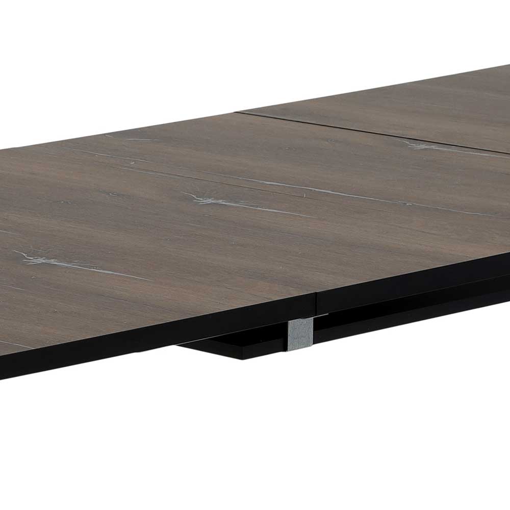 Detail der verlängerten Tischplatte in dunkler Holzoptik mit eleganter Fuge – Viridena