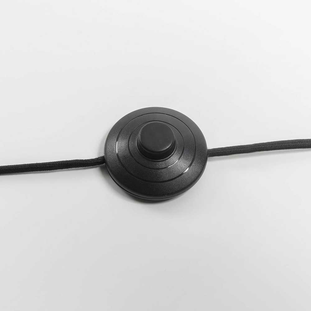 142cm hohe Stehleuchte aus Metall mehrfarbig - Mossin