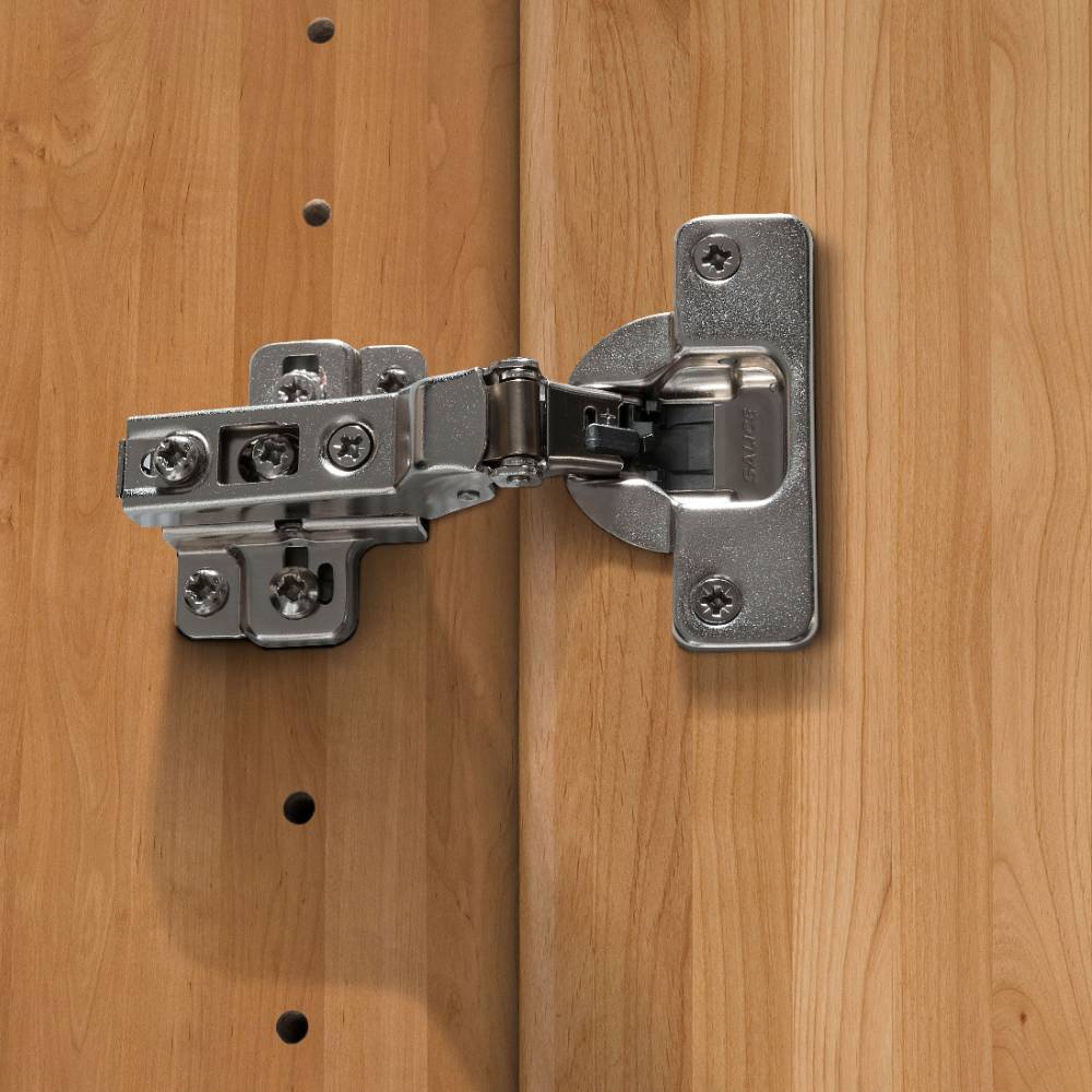 7-türiger Kleiderschrank in Eiche Bianco - Yanicas