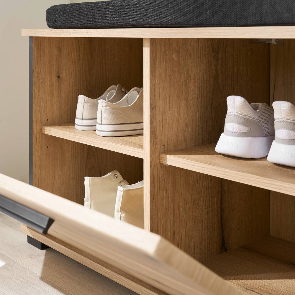 Schuhregal der Dielenbank mit Stauraum für mehrere Paare und praktischer Klappe – Moviess