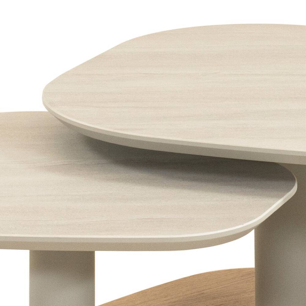 Zwei oval geformte und verschiebbare Tischplatten in heller Optik des Design-Tisches – Denmark