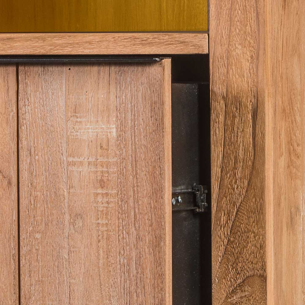 Geöffnete Schublade des Teak Barschranks mit sichtbarer Metallauszugsschiene – Myons