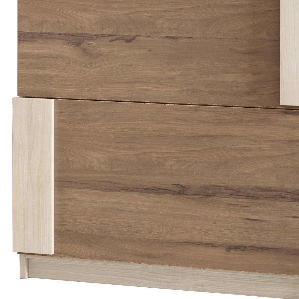 Unteres Kippfach des Schuhschranks mit heller Sockelleiste und brauner Holzfront – Virian