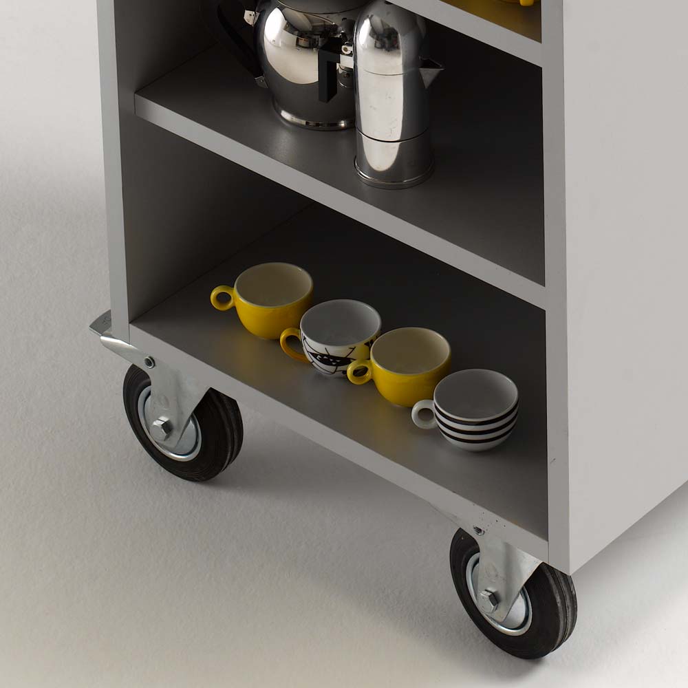 Rolltheke Kaffeebar mit praktischen Regalböden für Tassen und Geschirr – Gertrica