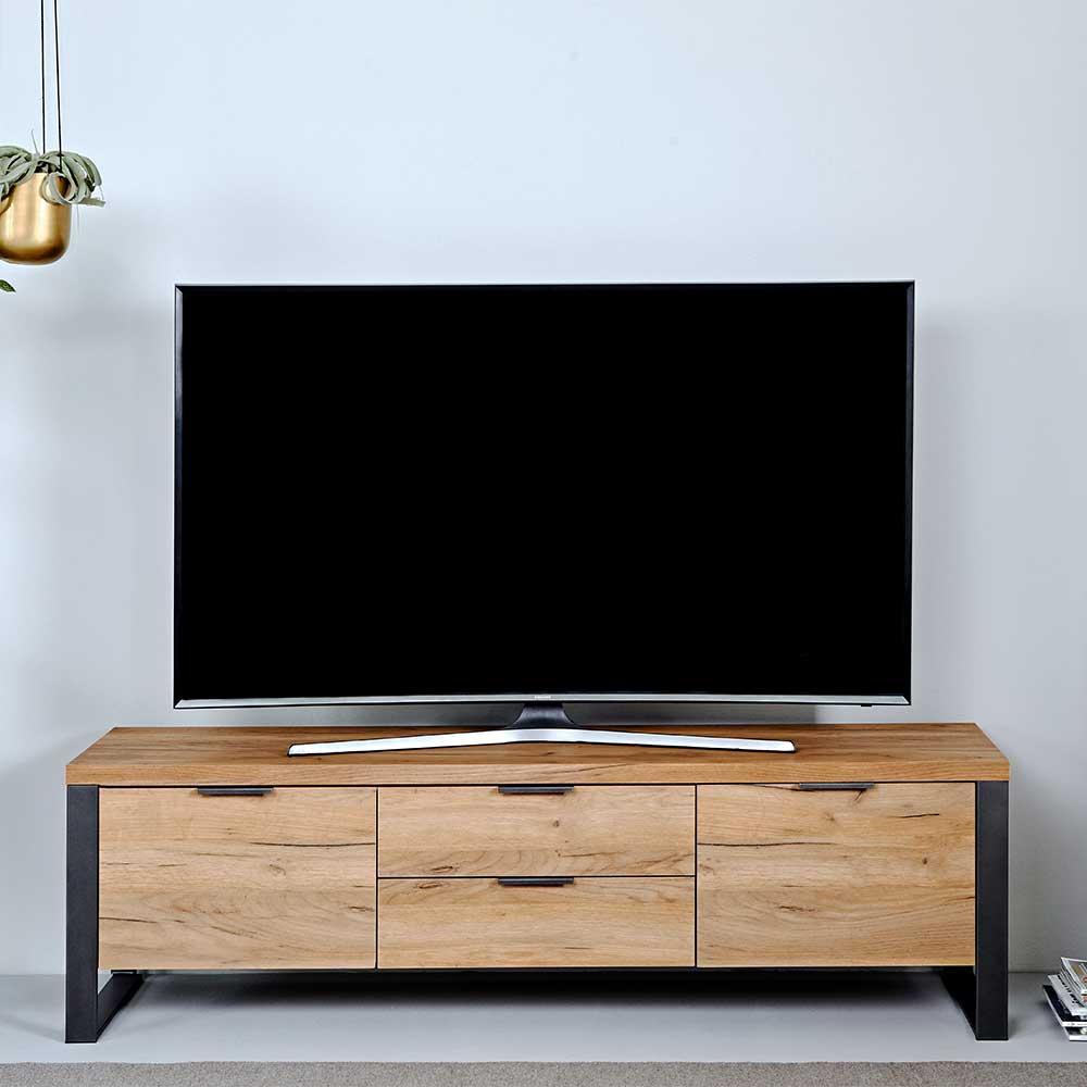 Stylisches TV Board mit 153 cm Breite - Ilvensa