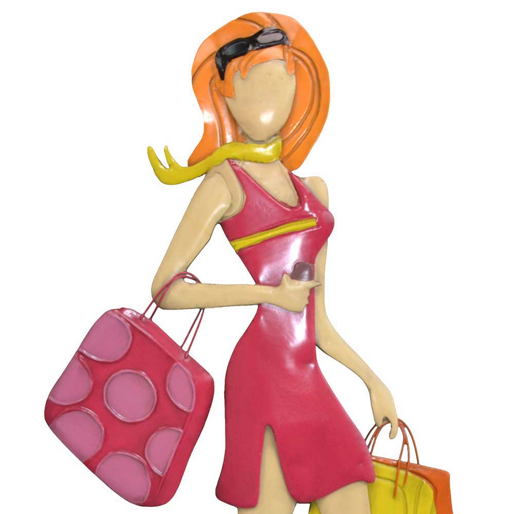 3D Wandbild aus Metall Varhida Frau beim Shoppen