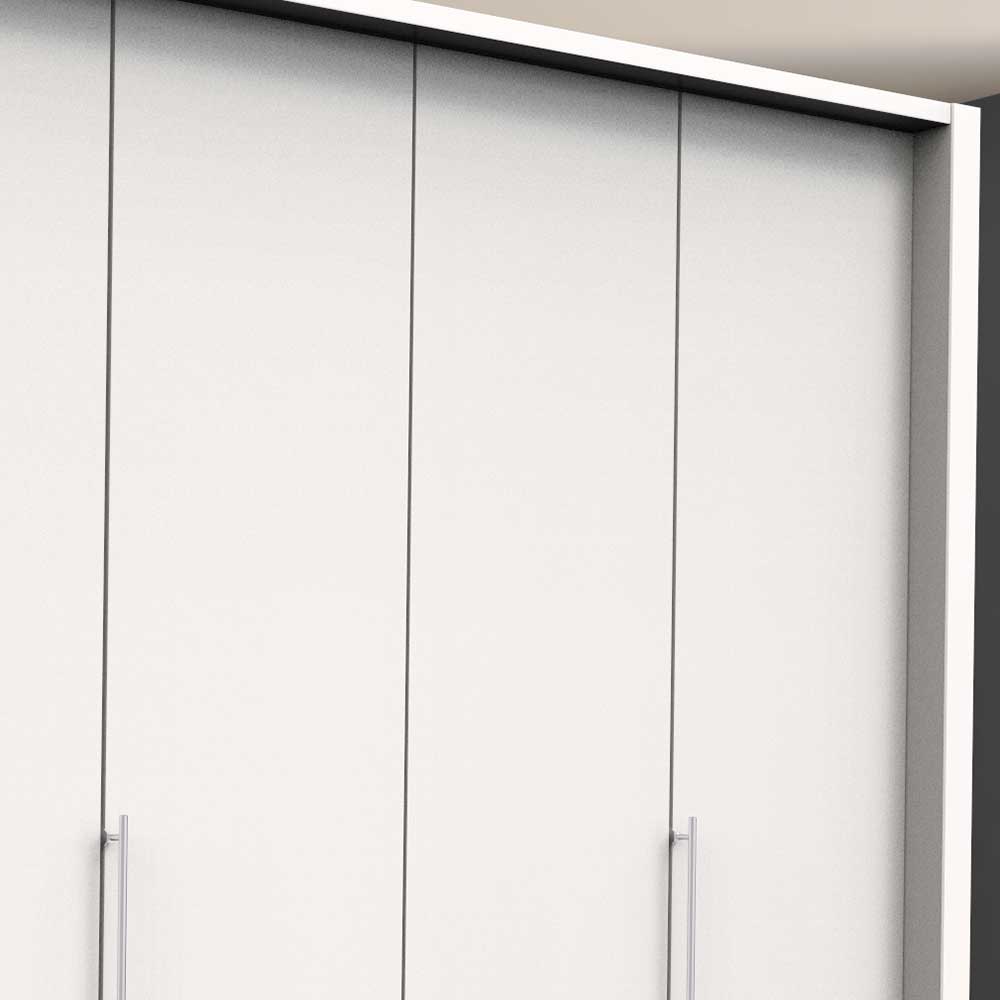 Oberer Bereich des modernen weißen Kleiderschranks mit glatten Falttüren – Donpiave