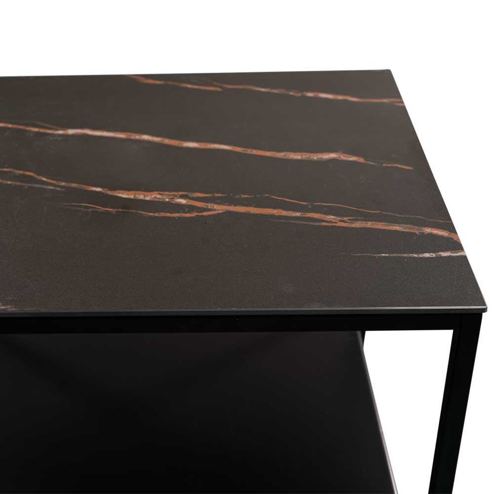 Tischplatte des Beistelltisches in eleganter schwarzer Marmor Optik mit braunen Adern – Eila