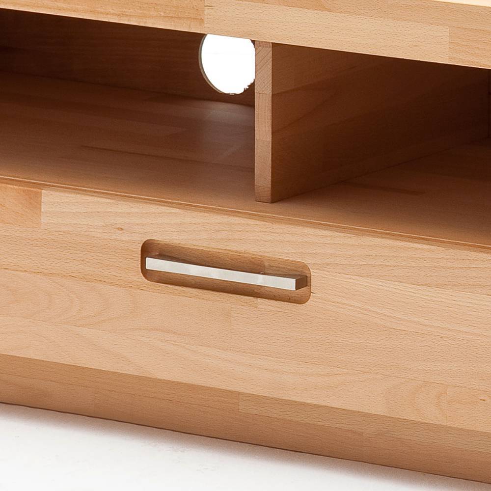 Schublade des TV-Unterschranks aus Kernbuche mit modernem Griffelement – Levandro