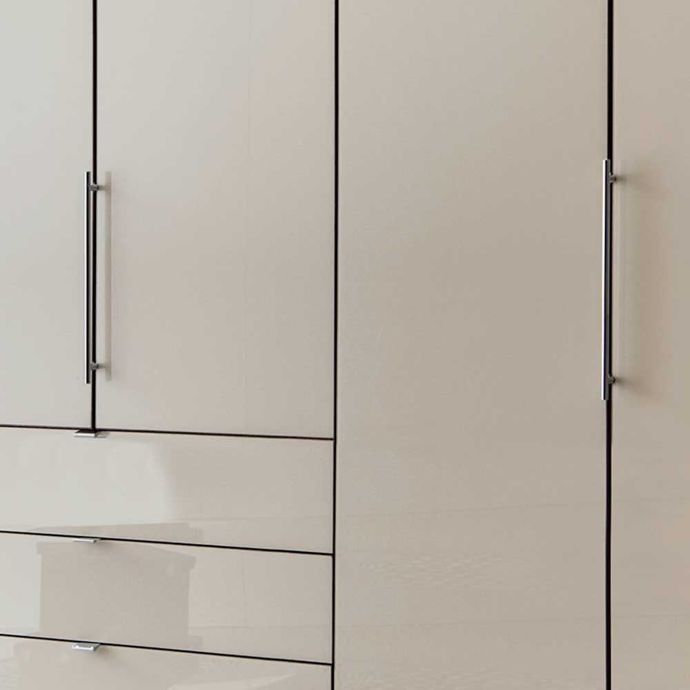 XXL Kleiderschrank mit Falttüren - Nasses