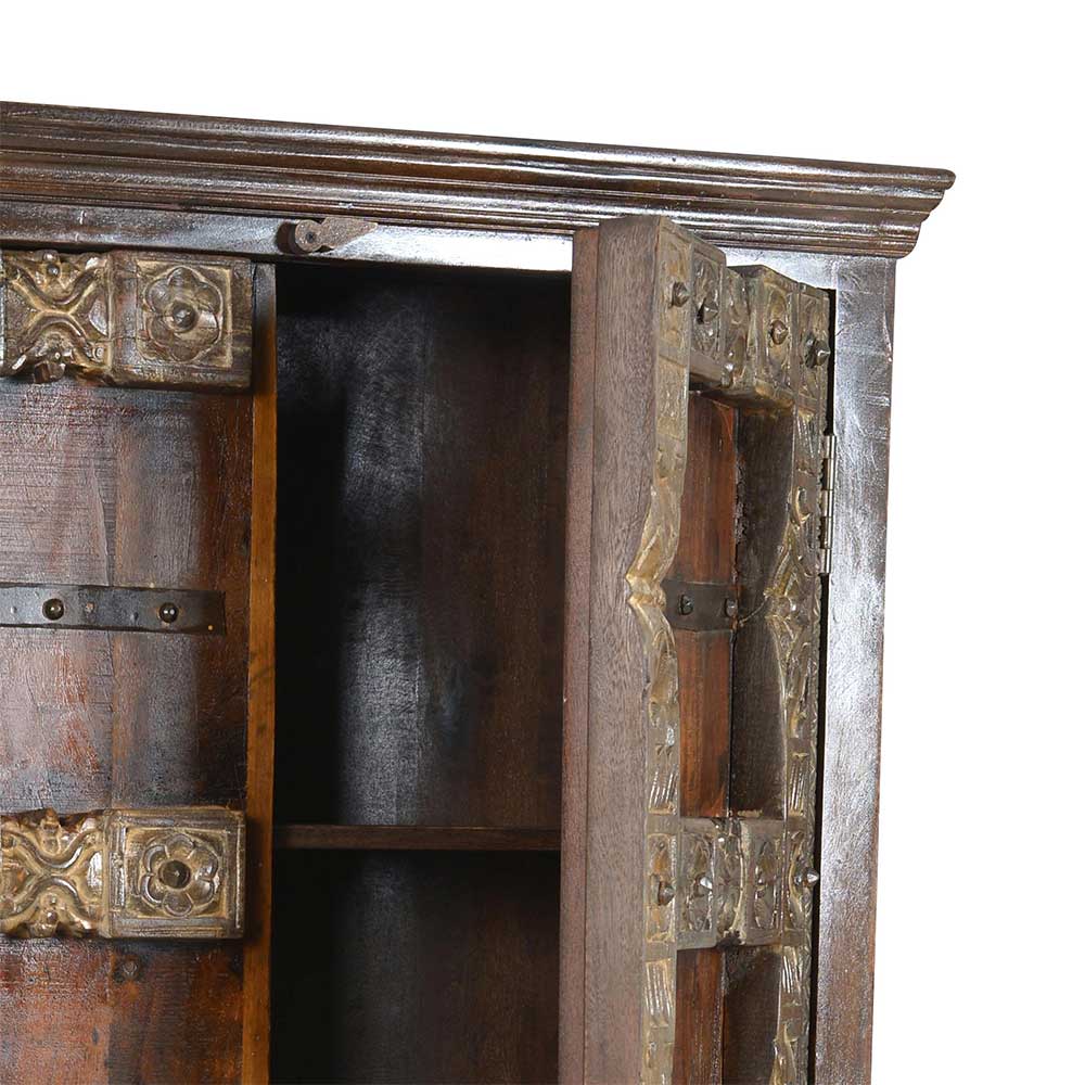 Schrank Solapura im Kolonialstil
