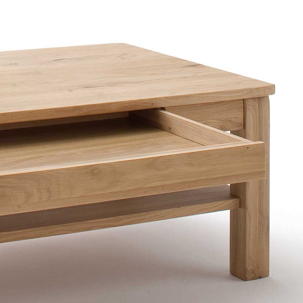 Ausgezogene Schublade des massiven Eichenholz Couchtisches im Detail – Crokas