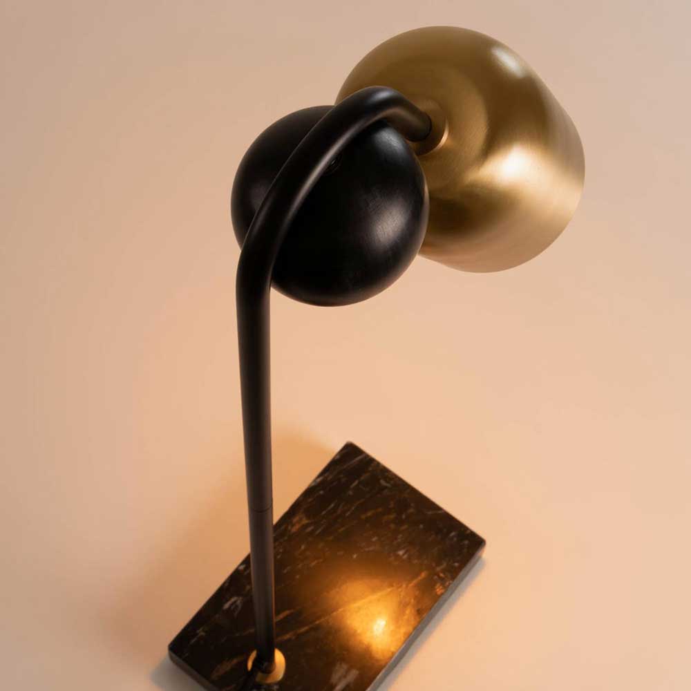 Designer Tischlampe in Messing & Schwarz - Barreras