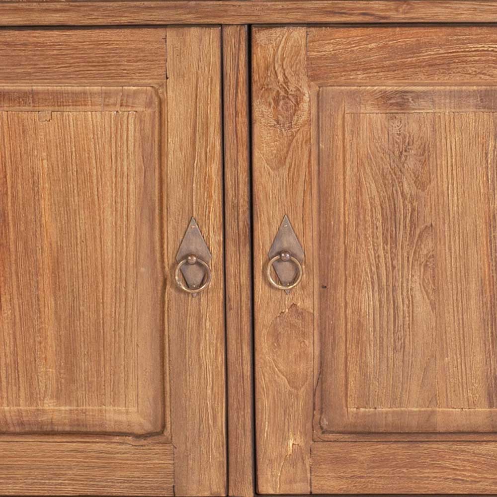 Teak Kommode Schranktüren mit antiken Ringgriffen aus Metall im Kolonialstil – Mangato