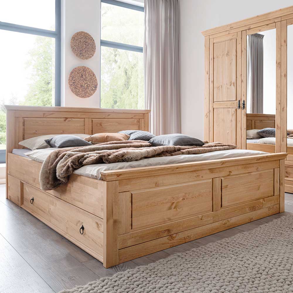 Landhausmöbel für das Schlafzimmer - Voeca (vierteilig)