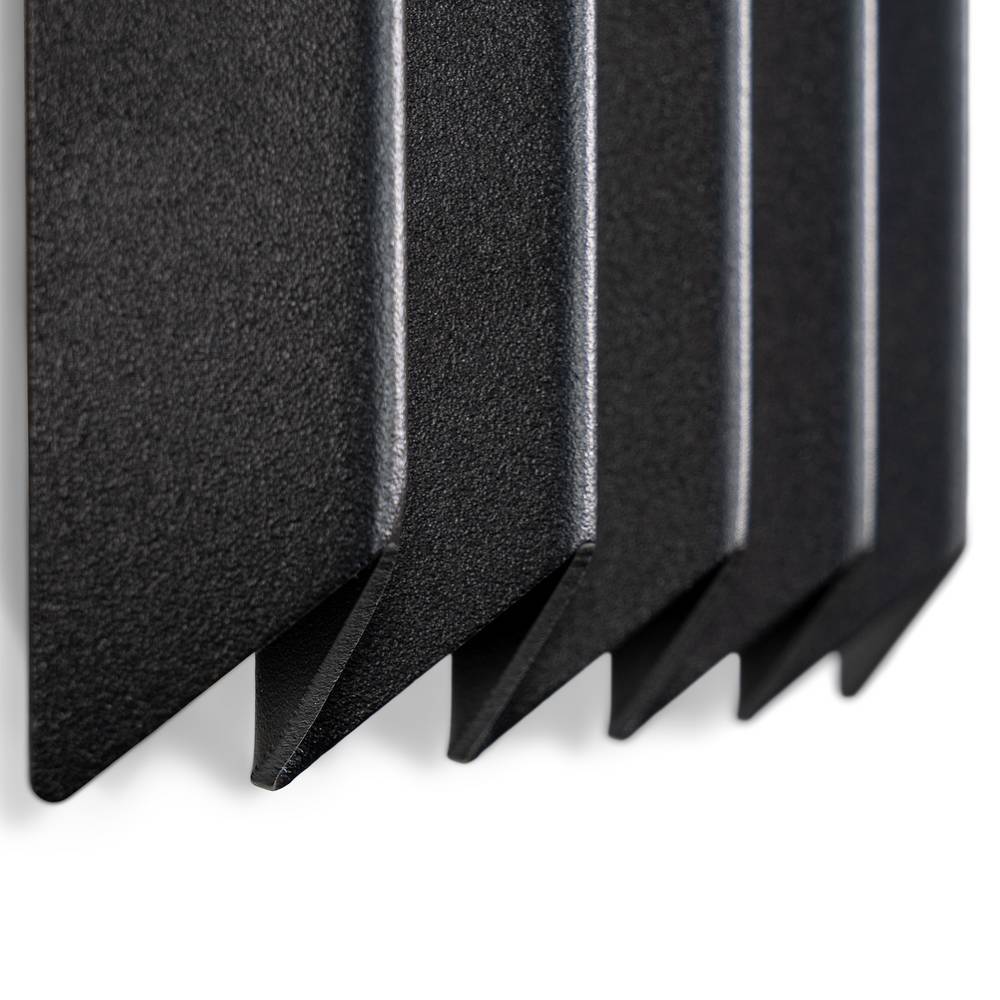 Strukturierte Oberfläche der schwarzen Design-Metallgarderobe mit scharfen Hakenenden – Kenry
