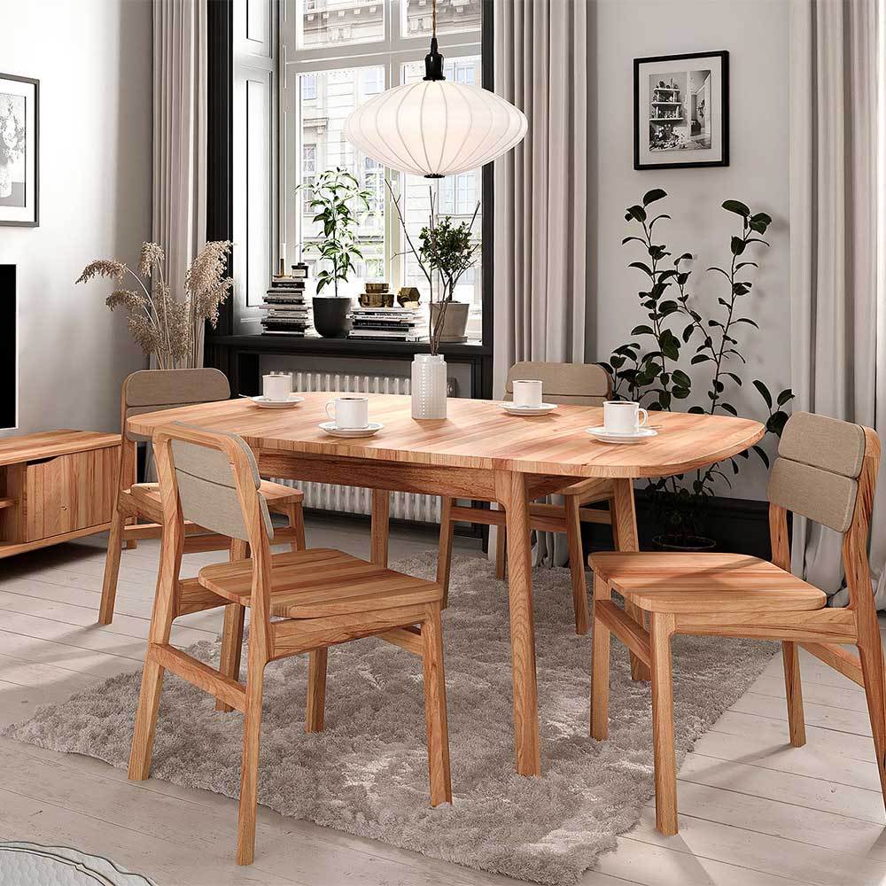 Massivholz Esstisch zum Ausziehen im Esszimmer mit Stühlen und Dekoration – Lana