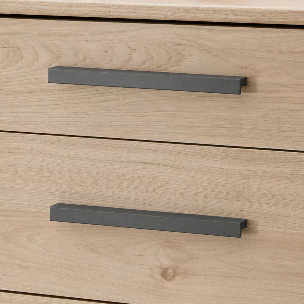 Horizontale anthrazitfarbene Griffe an den Fronten der Bettschrank-Schubladen – Licruva
