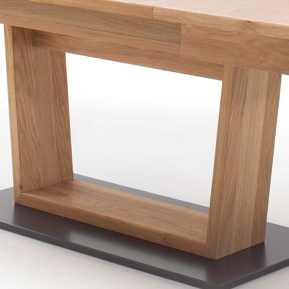 Großer Design Ausziehtisch mit V-Säulenfuß - Assela