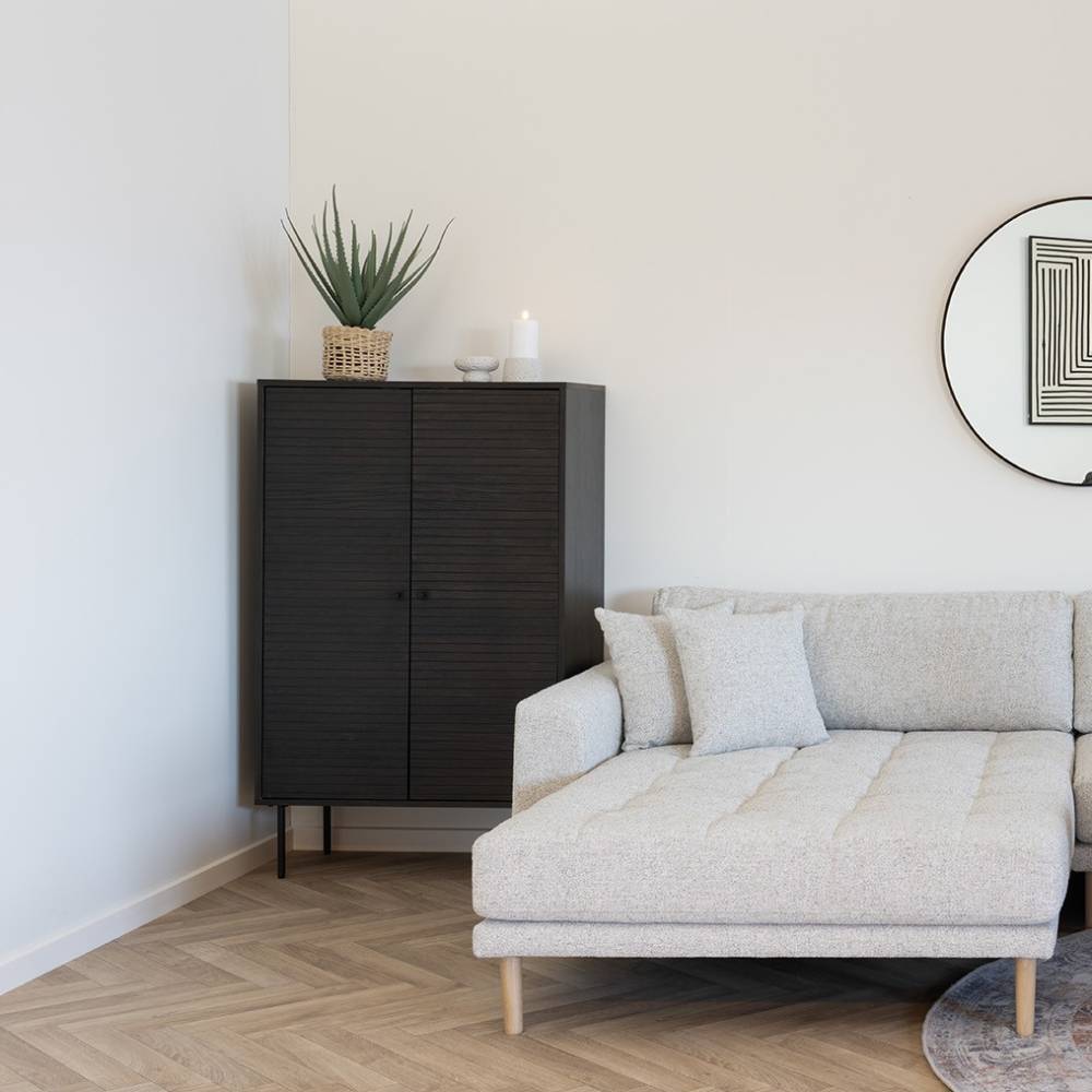 Wohnzimmer Schrank mit dunklem Furnier in Braun - Wega