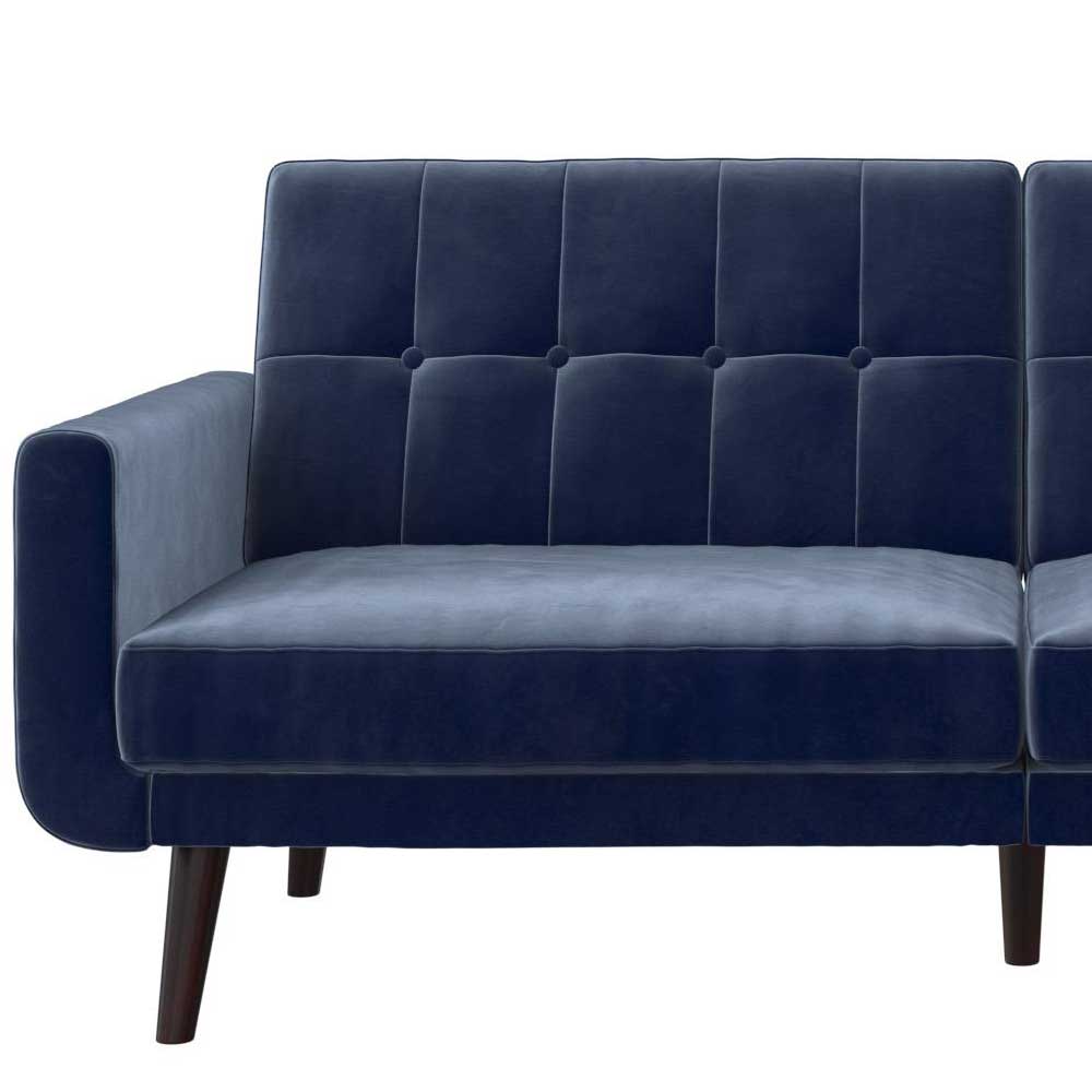 Gesteppte Polsterung und abgerundete Armlehne des blauen Samtsofas – Luzillo