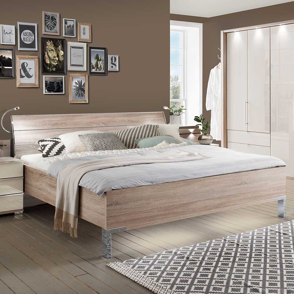 Vierteiliges Schlafzimmer Set in heller Holzoptik mit Bett, Nachttisch und Kleiderschrank – Rativian