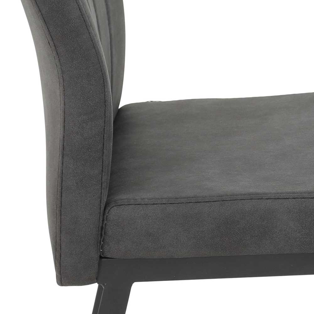 Seitenprofil des Esszimmerstuhls mit ergonomischer Rückenlehne und Polsterung – Luisanes